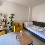 Blue Cozy Nest Apartman *