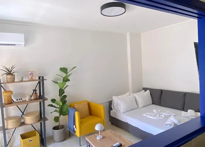 Blue Cozy Nest Apartment Rhodes City